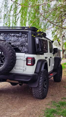 Jeep Wrangler IV (JL) 2.0 AT 4WD