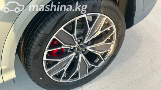 Audi Q5 III 40 TFSI 2.0 AMT 4WD