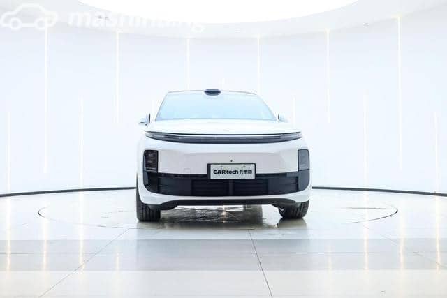 LiXiang L6 1.5hyb AT 4WD