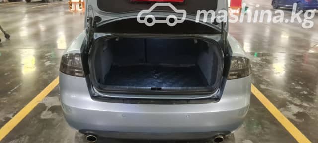 Audi A4 III (B7) 1.8 CVT