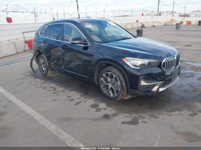 BMW X1 II (F48) Рестайлинг 28i xDrive 2.0 AT 4WD