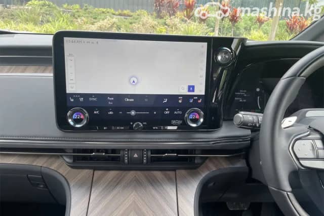 Lexus LM II 500h 2.4hyb AT 4WD