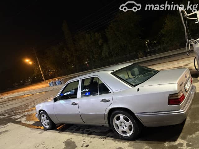 Mercedes-Benz E-Класс I (W124) 320 3.2 AT