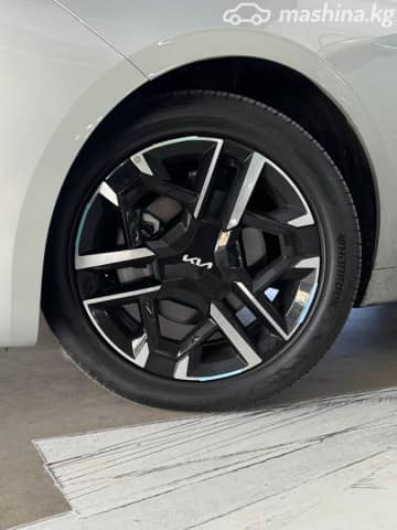 Kia K8 2.5 AT