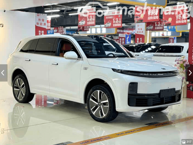 LiXiang L7 Рестайлинг 1.5hyb AT 4WD