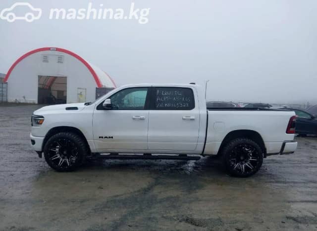 RAM 1500 V Quad Cab 5.7 AT 4WD
