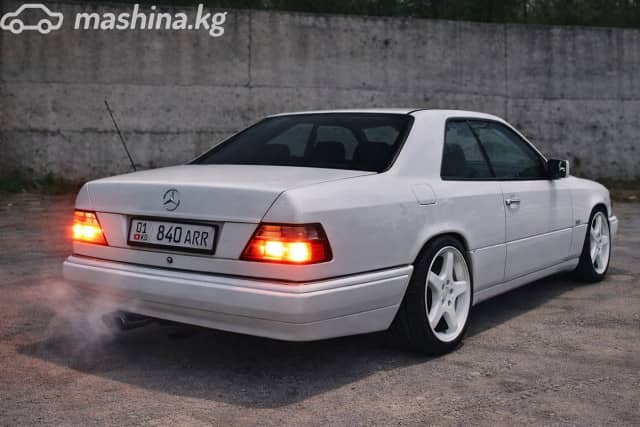 Mercedes-Benz E-Класс I (W124) 320 3.2 AT