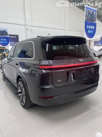 LiXiang L9 Рестайлинг 1.5hyb AT 4WD