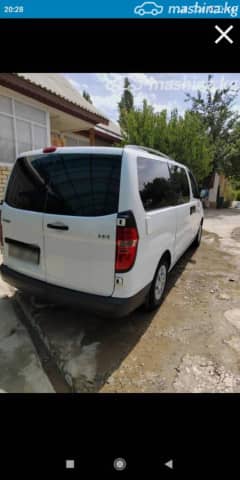 Hyundai Starex (H-1) II 2.5d MT