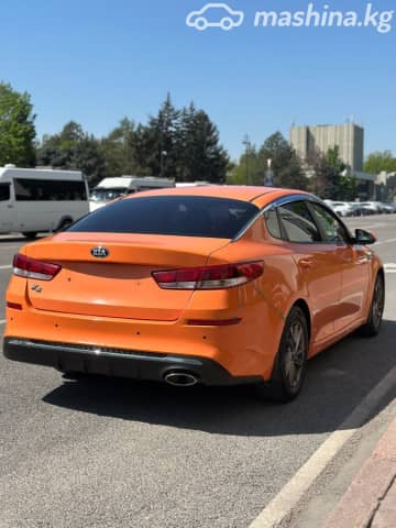 Kia K5 II 2.0 AT