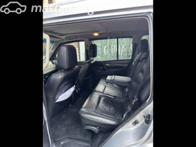 Mitsubishi Pajero IV 3.8 AT 4WD
