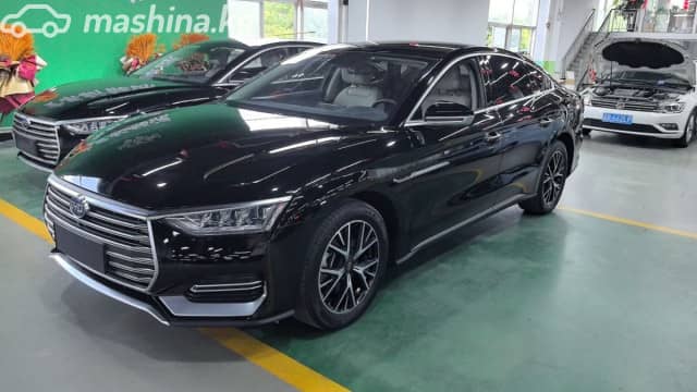 BYD E9 Electro AT