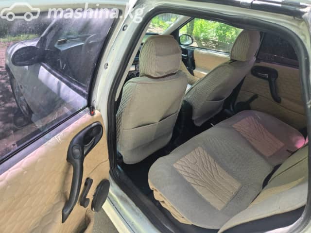 Opel Vectra B Рестайлинг 1.8 AT