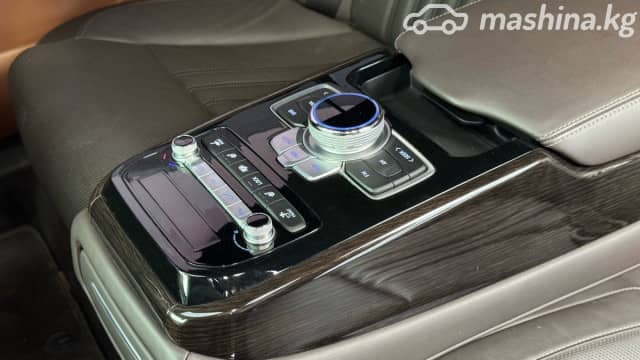 Genesis G90 I Рестайлинг 3.8 AT 4WD