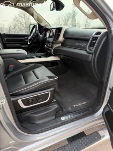 RAM 1500 V Quad Cab 5.7 AT 4WD