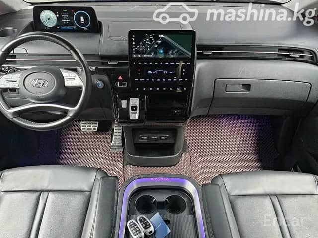 Hyundai Staria 2.2d AT 4WD
