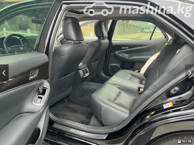 Toyota Crown XV (S220) 2.0 AT