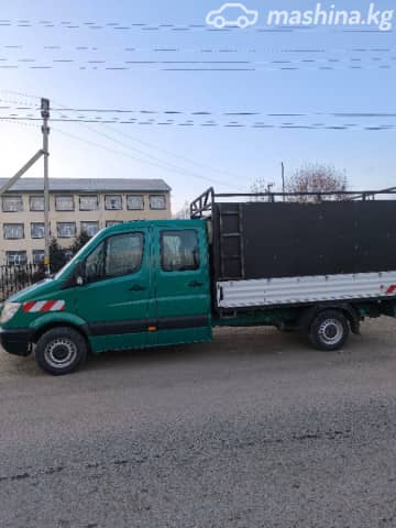 Mercedes-Benz Бортовой (4х2)