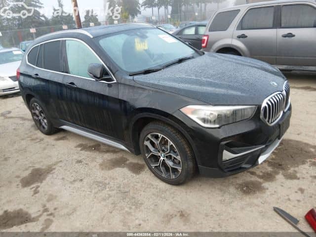BMW X1 II (F48) Рестайлинг 28i xDrive 2.0 AT 4WD