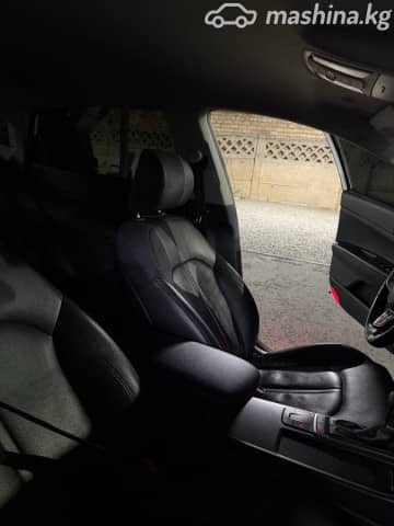 Kia K5 II 2.0 AT