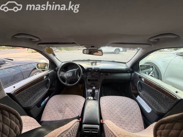 Mercedes-Benz C-Класс II (W203) 320 3.2 MT