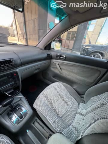 Volkswagen Passat B5 2.3 AT