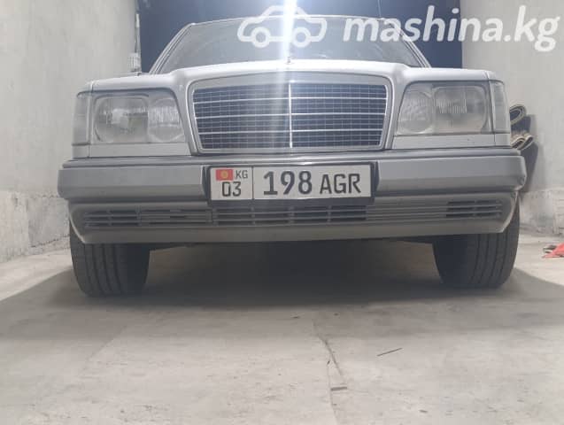 Mercedes-Benz E-Класс I (W124) 220 2.2 MT