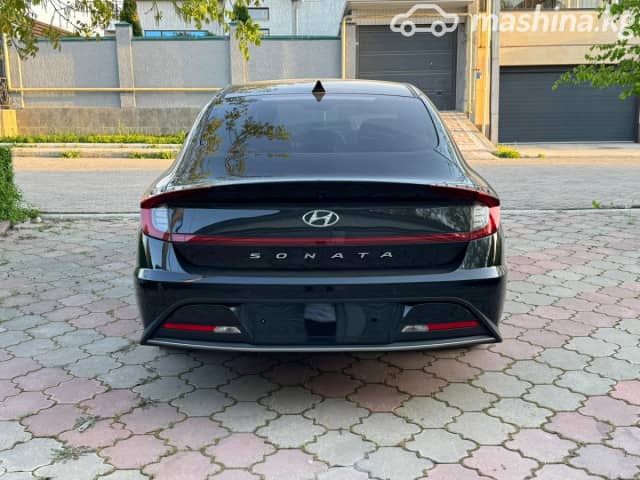 Hyundai Sonata VIII (DN8) 2.0hyb AT